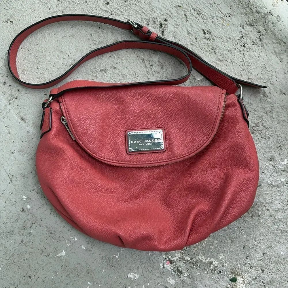 Marc Jacobs cross body